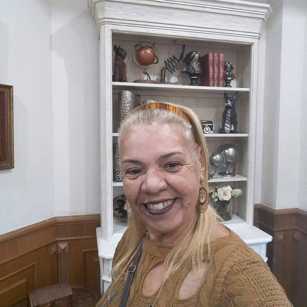 Enfermeira aposentada de Cabo Frio, Neli de Oliveira, de 68 anos, é mais uma vítima da Covid-19 — Foto: Reprodução/Redes Sociais