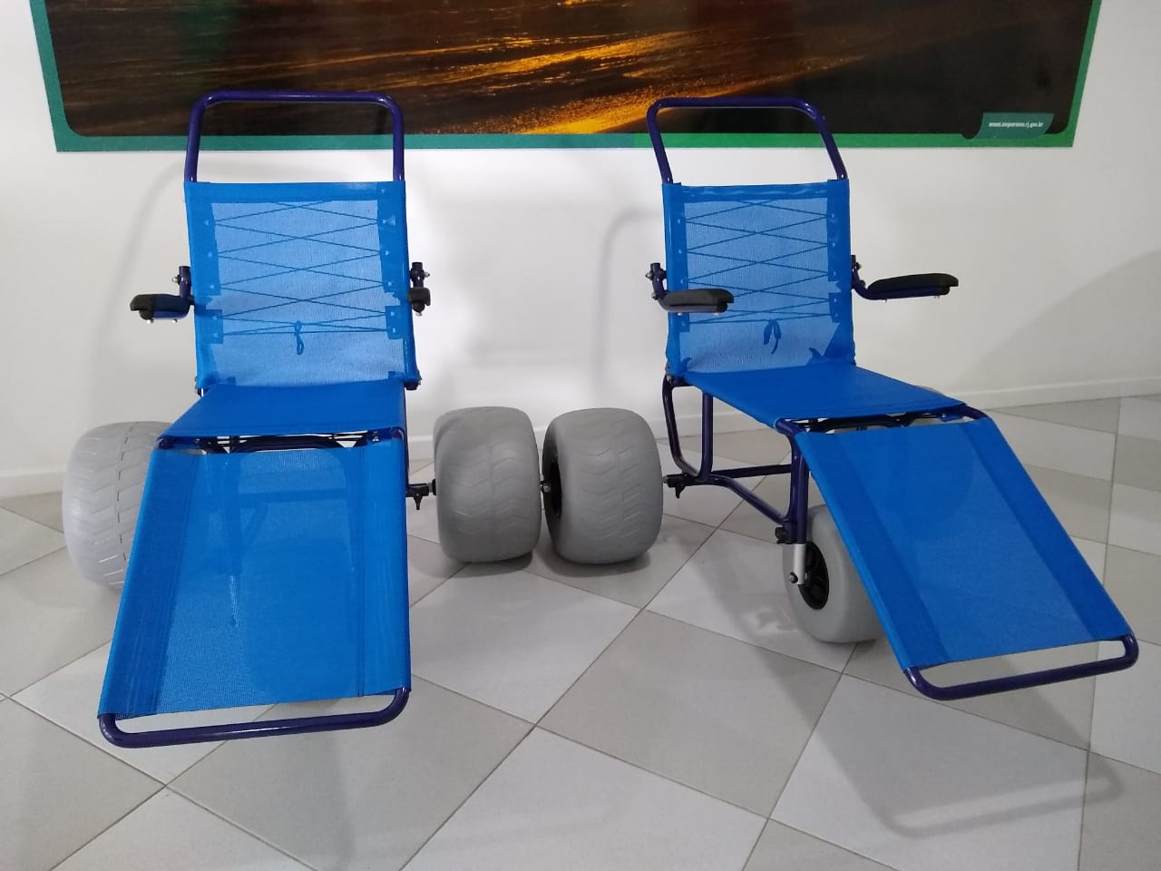 Prefeitura de Saquarema adquire cadeiras de rodas anfíbias
