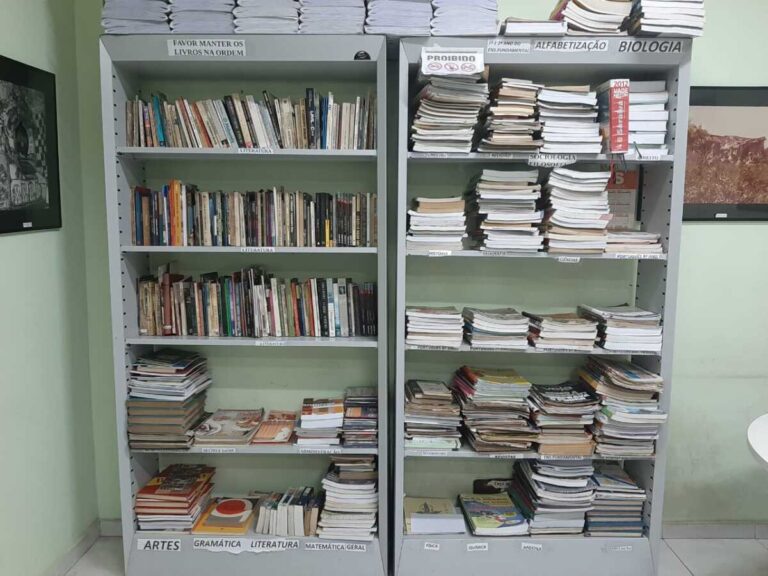 Biblioteca Municipal Aldeense adere à campanha “Cultura Contra a Fome” e oferece livros em troca de alimentos