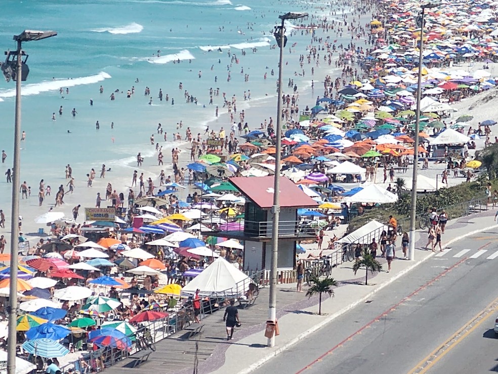 Feriadão da Independência tem praias lotadas em Cabo Frio