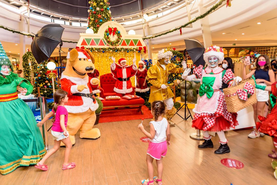 Alegria marcou a inauguração da Decoração de Natal do Shopping Park Lagos, em Cabo Frio