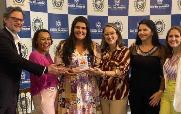 Iguaba é premiado com “Troféu Ouro Criança Feliz” pelo desempenho do Programa Criança Feliz