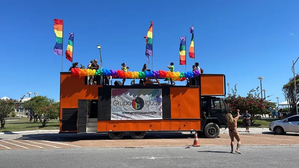 Parada LGBT+ em Cabo Frio