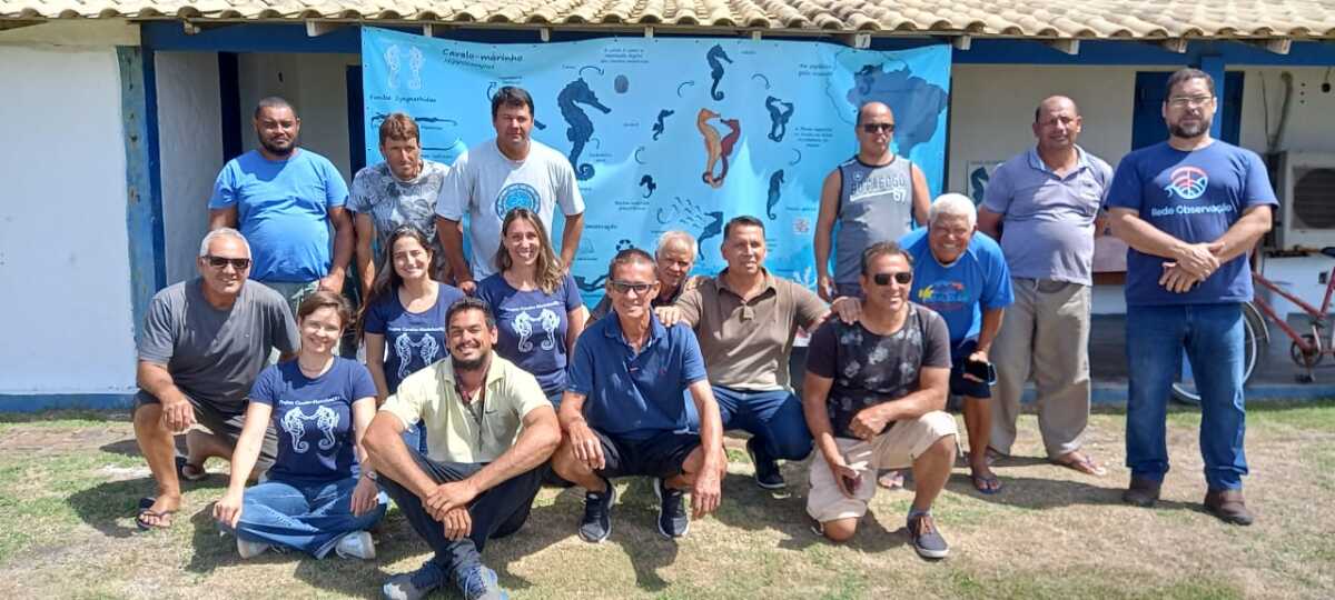 Pescadores de São Pedro da Aldeia participam de palestra sobre manuseio de cavalos-marinhos